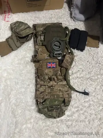 Combat vest