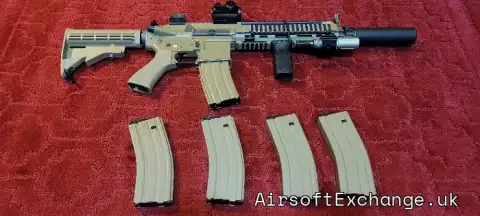 WE TECH M4 888 TAN GBBR 5 MAGAZINES