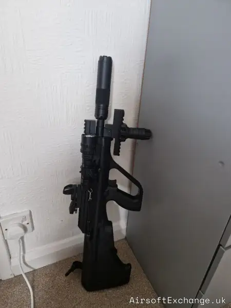 Tokyo Marui High Cycle AUG