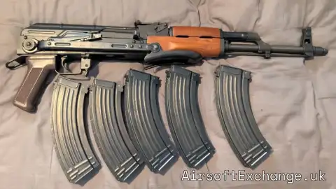 E&L AKMS + 5 Steel Magazines (Real Wood Furniture)