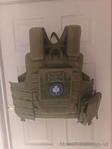 8Fields Tactical Combat Vest w/ Releasable Armour System