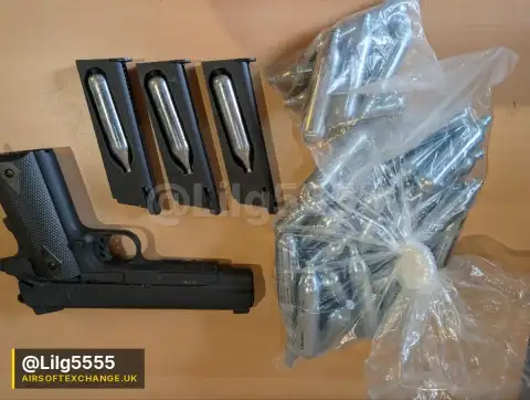 1911 Tactical Rail CO2 Pistol + 3 Mags + Bag of 12g Capsules