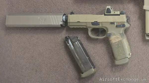 Cybergun FNX-45 2x mags