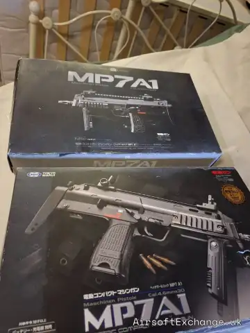 Pair of MP7A1