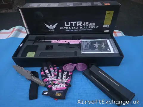Double Eagle M917G UTR45 Submachine Gun, pink and black, slight wear