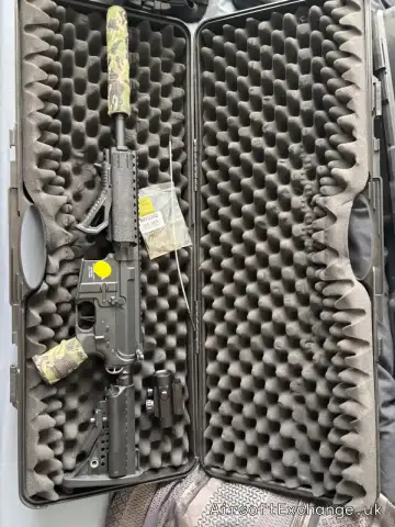 Classic army M4 with additional extras