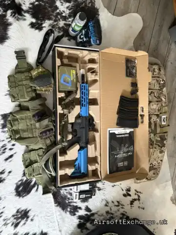 SA-C25 Carbine Replica Airsoft Gun with GBB Raven Hi-Capa Pistol and lots of other Airsoft equipment
