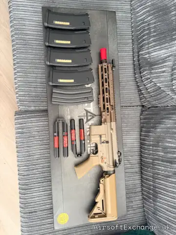 Tokyo Marui 416D NGRS Bundle with 4 Spare NGRS Magazines and 2 SOPMOD batteries