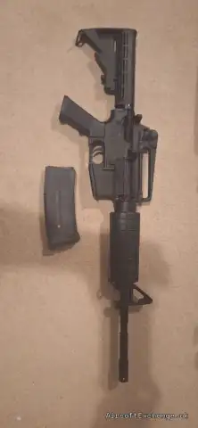 E&C M4A1 electric airsoft rifle
