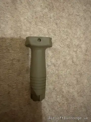 Tan foregrip, unkown brand.