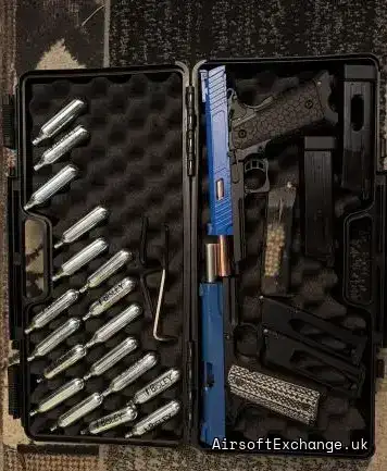 SRC 1911A1 pistol + CO-751X pistol